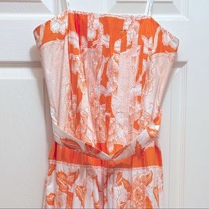 Laundry by design. Beautiful Orange and white.